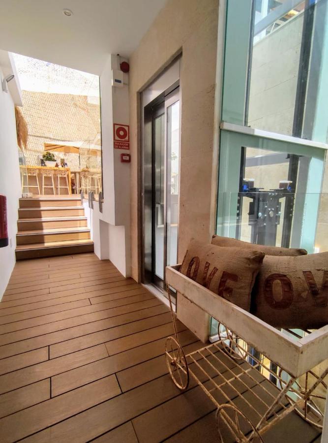Suite Deluxe Face Mer Apart Malaga Málaga Exterior foto