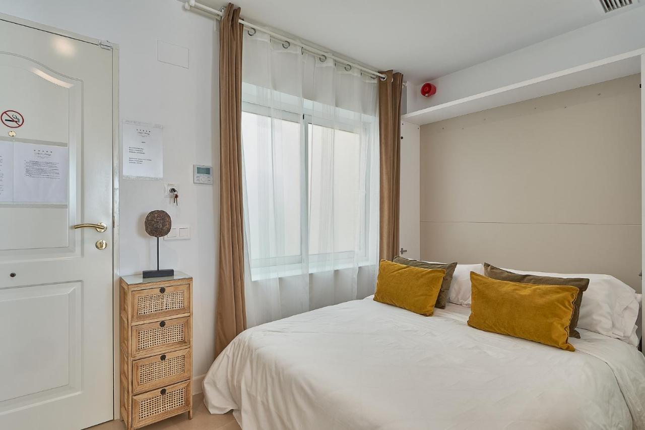 Suite Deluxe Face Mer Apart Malaga Málaga Exterior foto